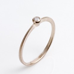  Ring, 585 white gold, brilliant-cut diamond 0.04 ct