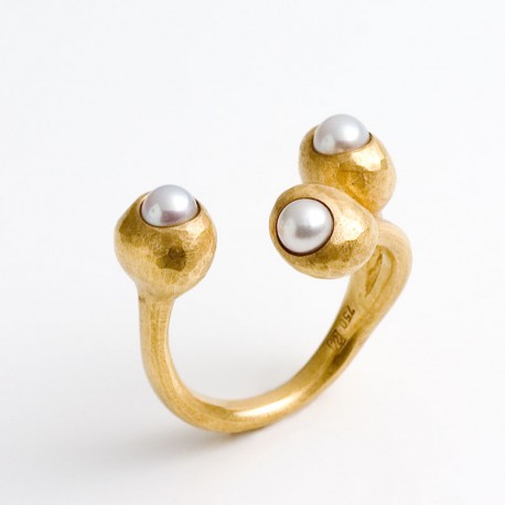 Ring, 3 Böbl, 750- Gold, Perlen