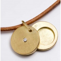 Pendant, 750 gold, diamond 0,04 ct, medallion round