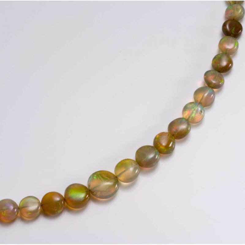 Opal necklace, 18k gold