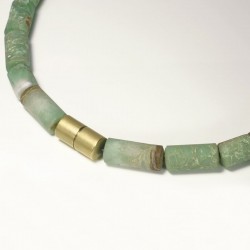  Chain, 750 gold, chrysoprase rollers
