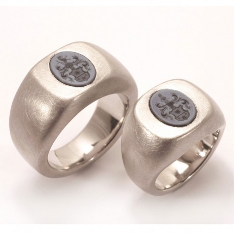 Wedding rings, signet rings, 950 palladium, ply stones Wedding rings, signet rings, 950 palladium, ply stones