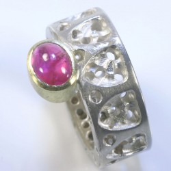 Ring, 925- silver, 750- gold, ruby