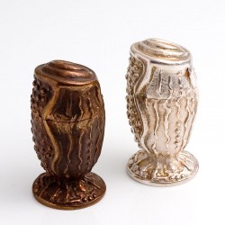  Pepper and salt shakers, 925 silver and bronze