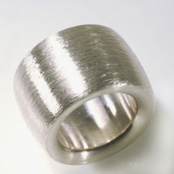  Wide, domed ring, 925 silver