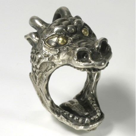 Dragon ring, 925 silver, with 900 gold eyes Dragon ring, 925 silver, with 900 gold eyes