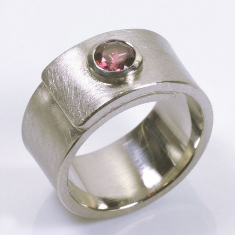 Wrap ring, 500 palladium, pink tourmaline