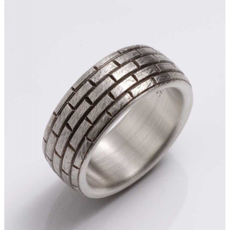 Silberring mit Backsteinmuster