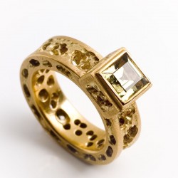 Ring, 750- Gold, gelber Granat