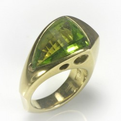 Schiffring, 750- Gold, Peridot
